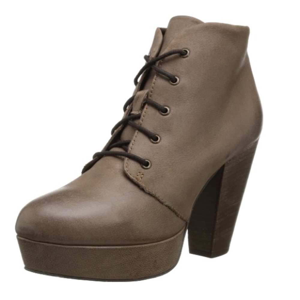 Steve Madden - Raspy Boot - Picture 8 of 8
